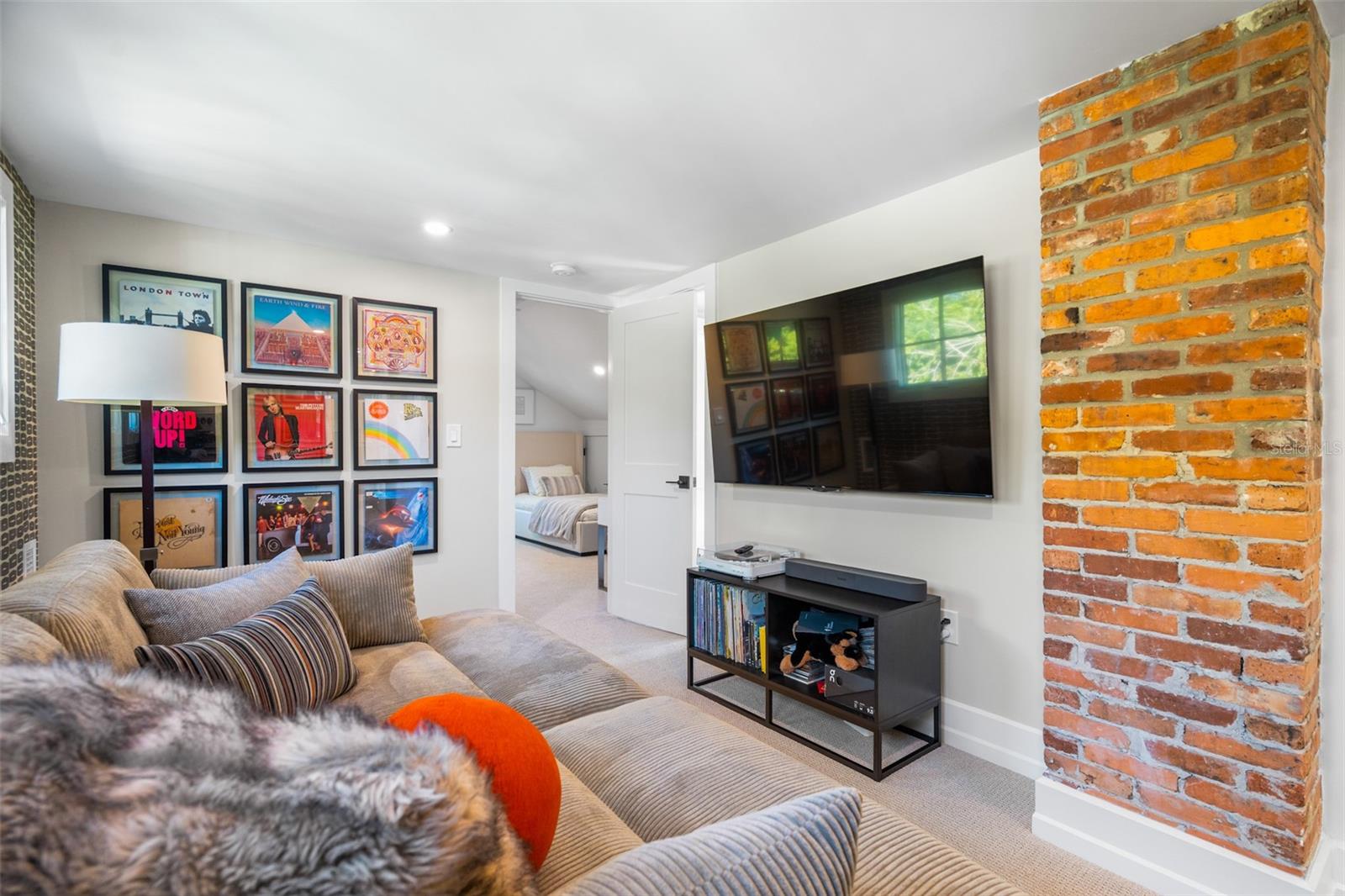 Image 49 of 91 For 5302 Central Avenue