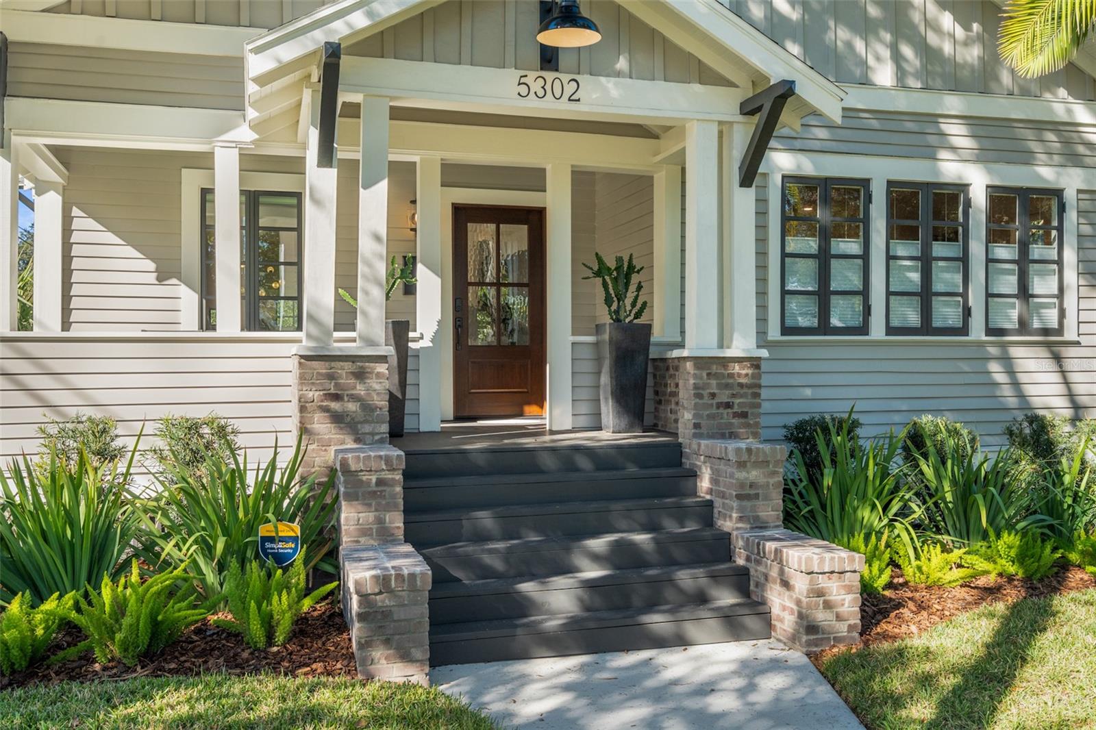 Image 6 of 91 For 5302 Central Avenue