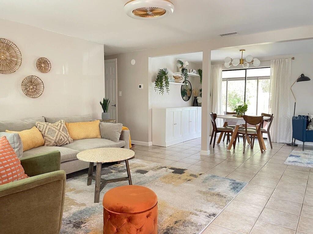 Image 4 of 11 For 12913 103rd Way