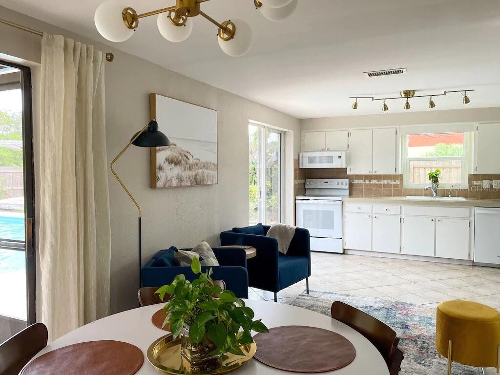 Image 5 of 11 For 12913 103rd Way