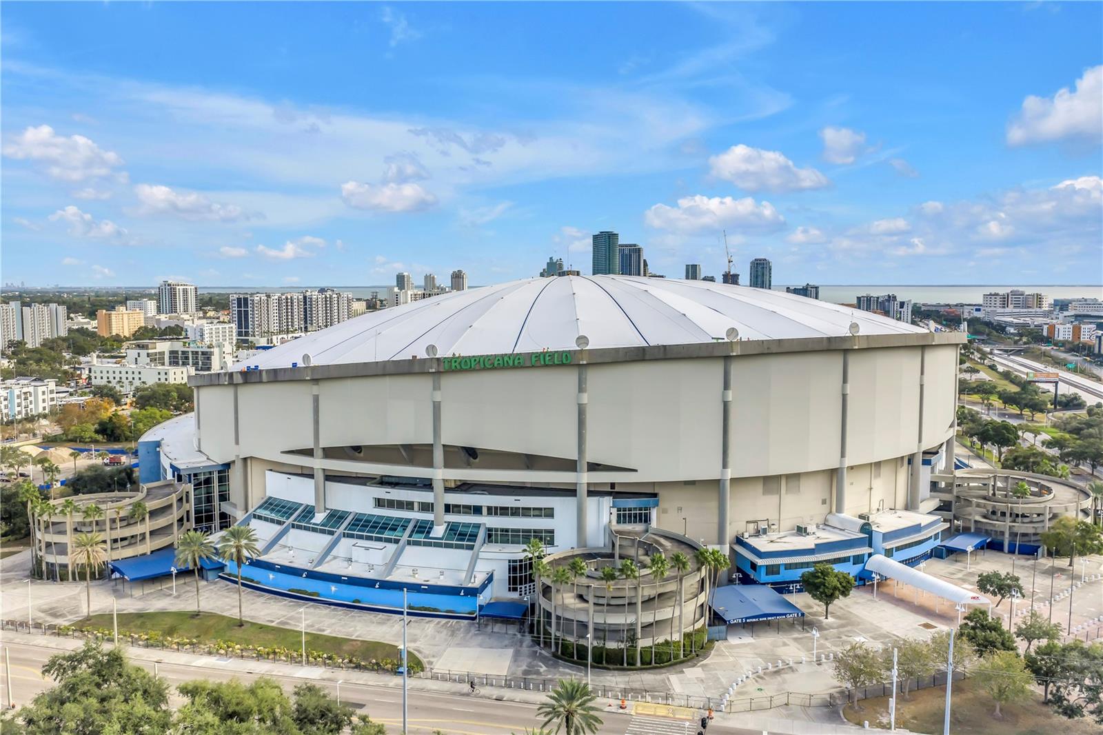 Image 11 of 19 For 2848 Emerson Avenue S