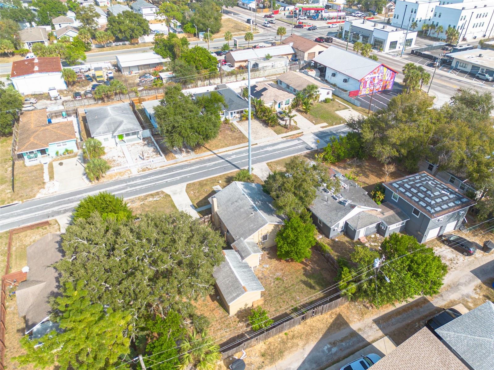 Image 4 of 19 For 2848 Emerson Avenue S