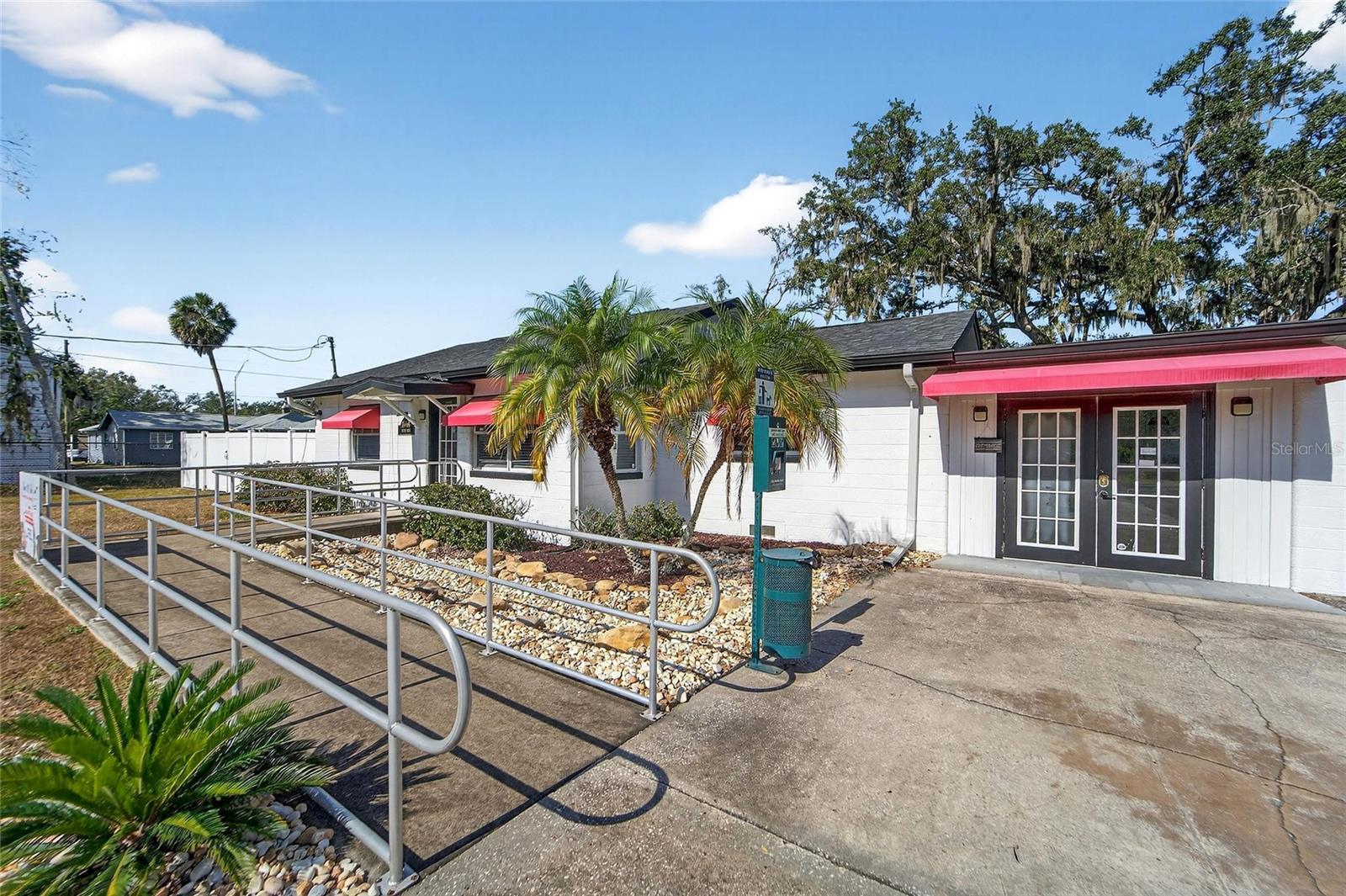 Image 19 of 60 For 10708 Desoto Road