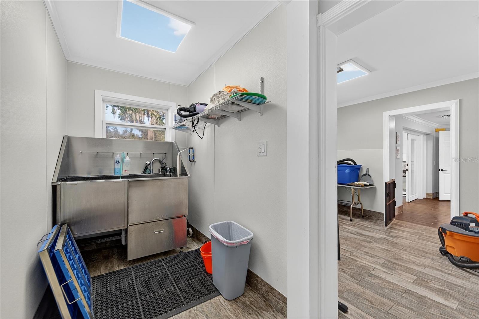 Image 33 of 60 For 10708 Desoto Road