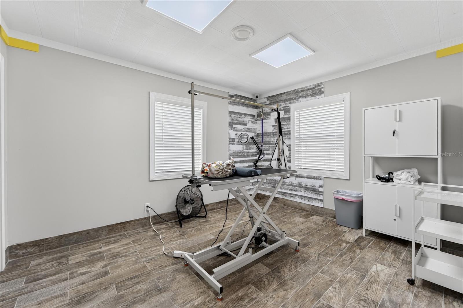 Image 37 of 60 For 10708 Desoto Road