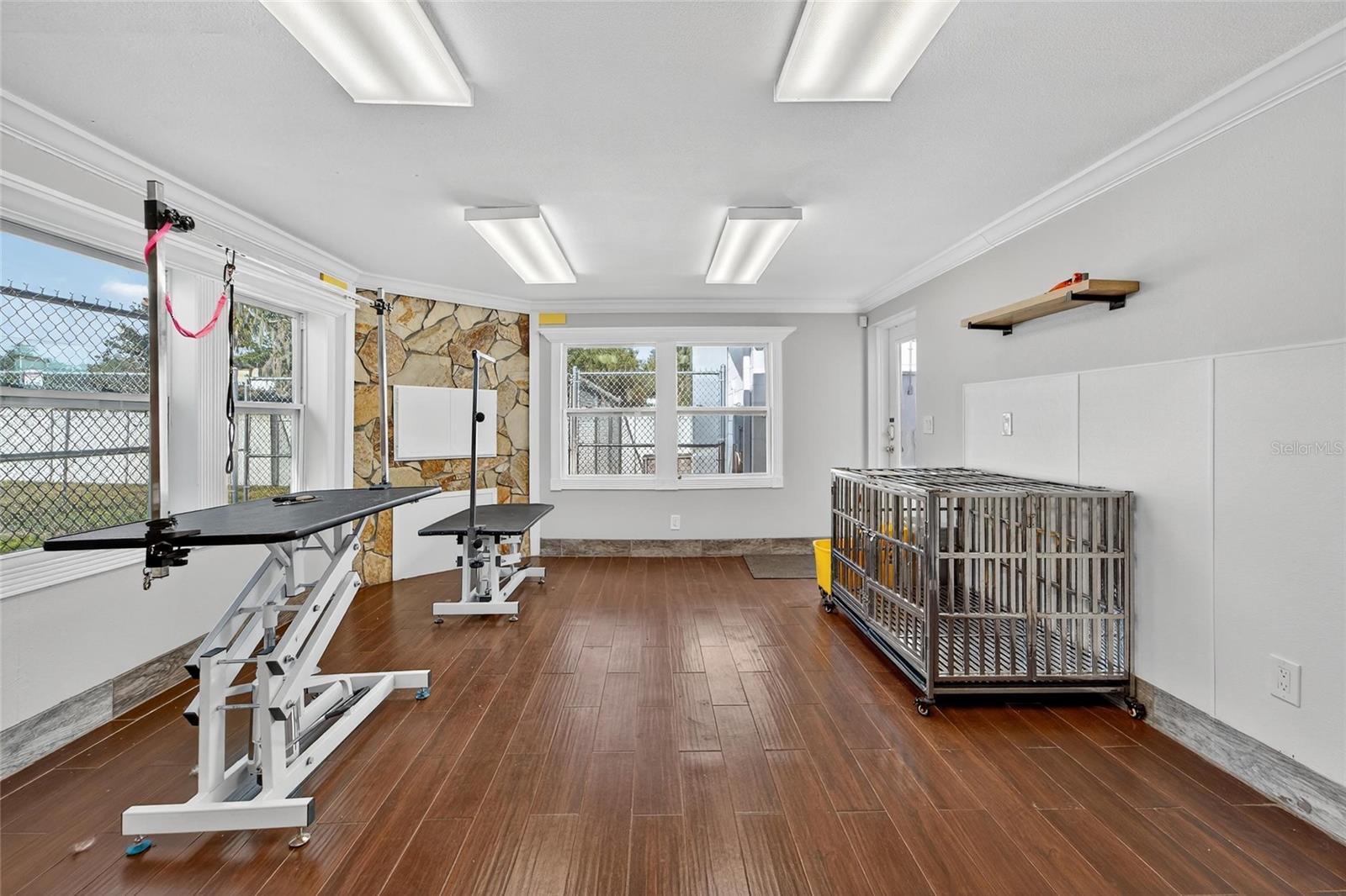 Image 44 of 60 For 10708 Desoto Road