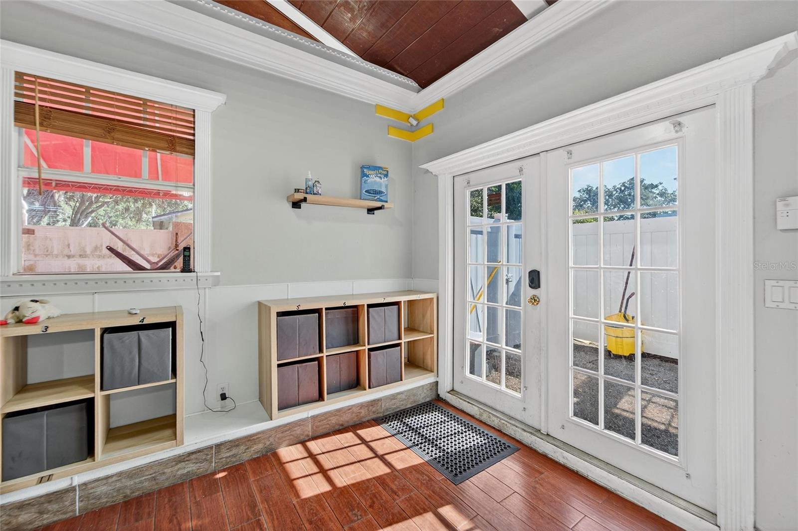 Image 57 of 60 For 10708 Desoto Road