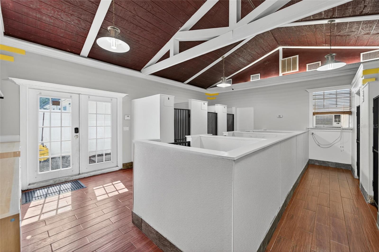 Image 59 of 60 For 10708 Desoto Road