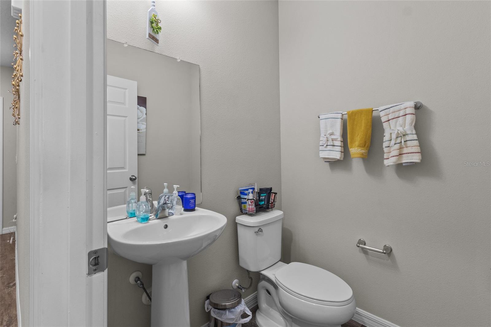 Listing photo id 10 for 12841 Tannencrest Drive