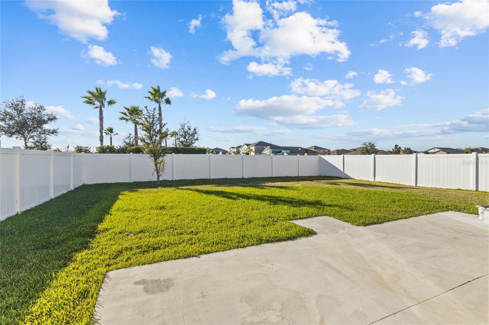 Listing photo id 23 for 12841 Tannencrest Drive