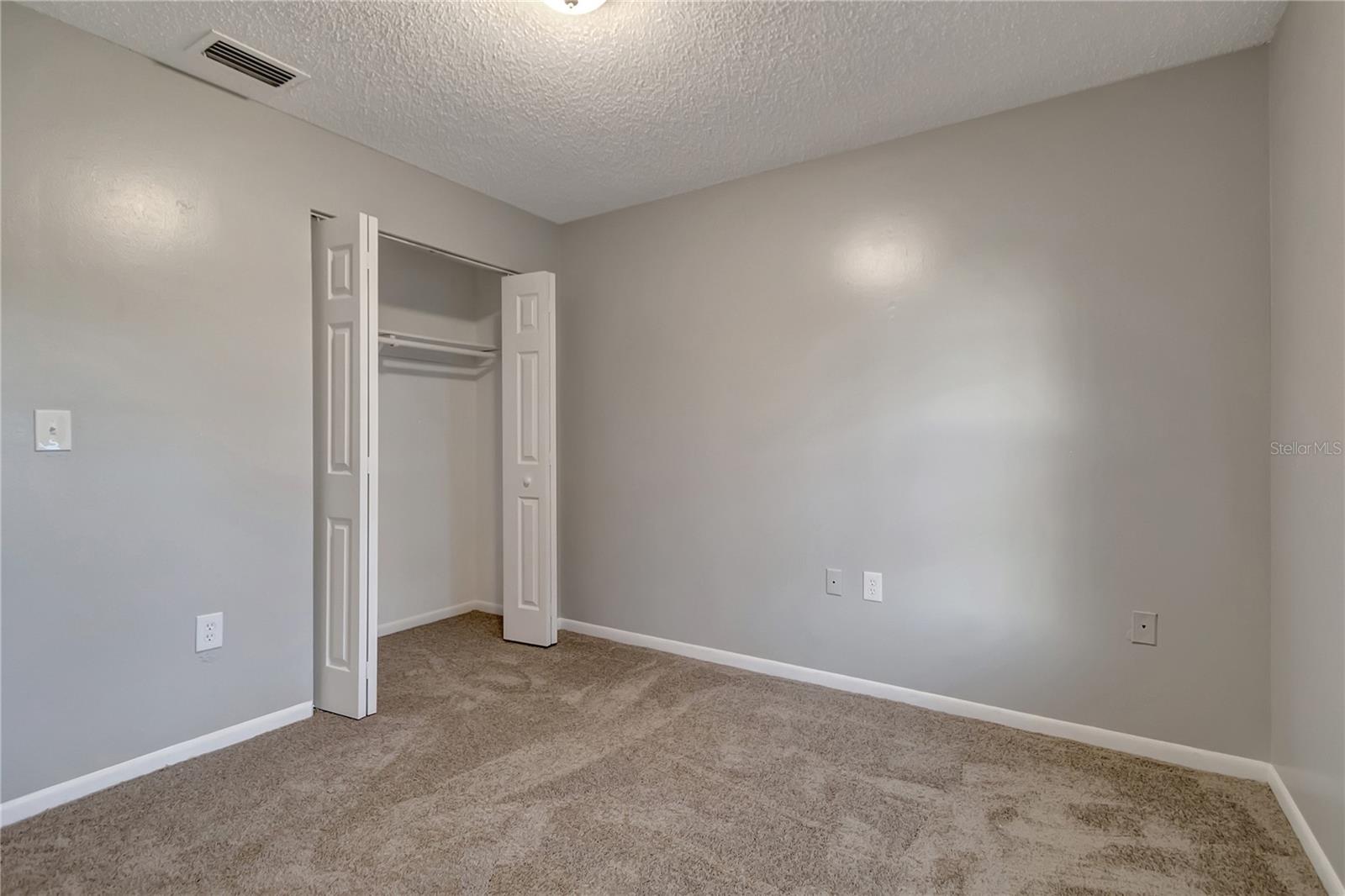 Image 29 of 42 For 609 Remington Road