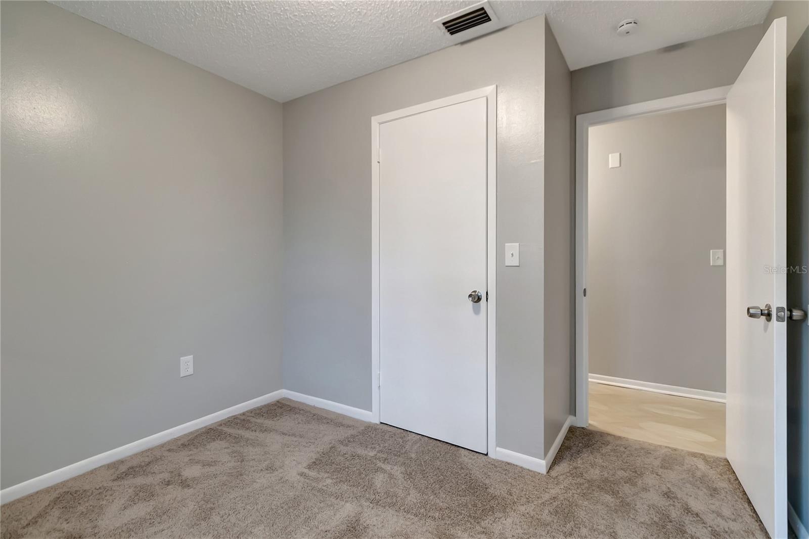 Image 34 of 42 For 609 Remington Road