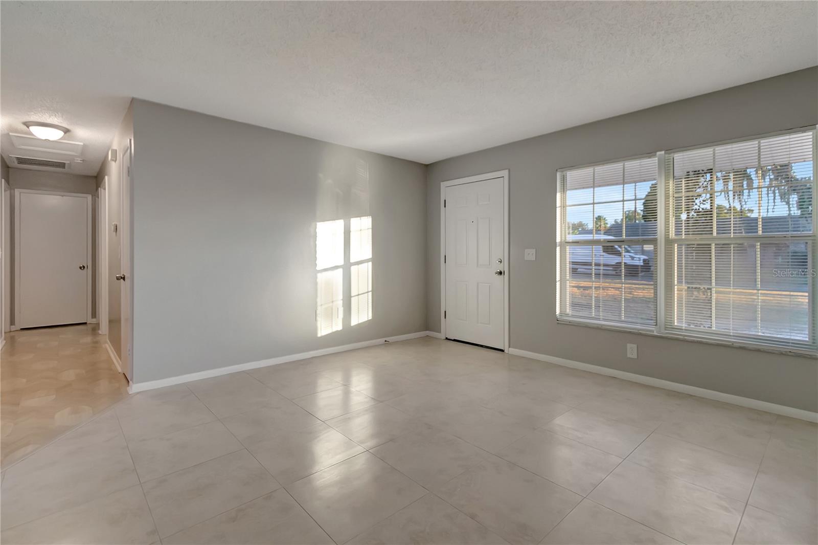 Image 7 of 42 For 609 Remington Road