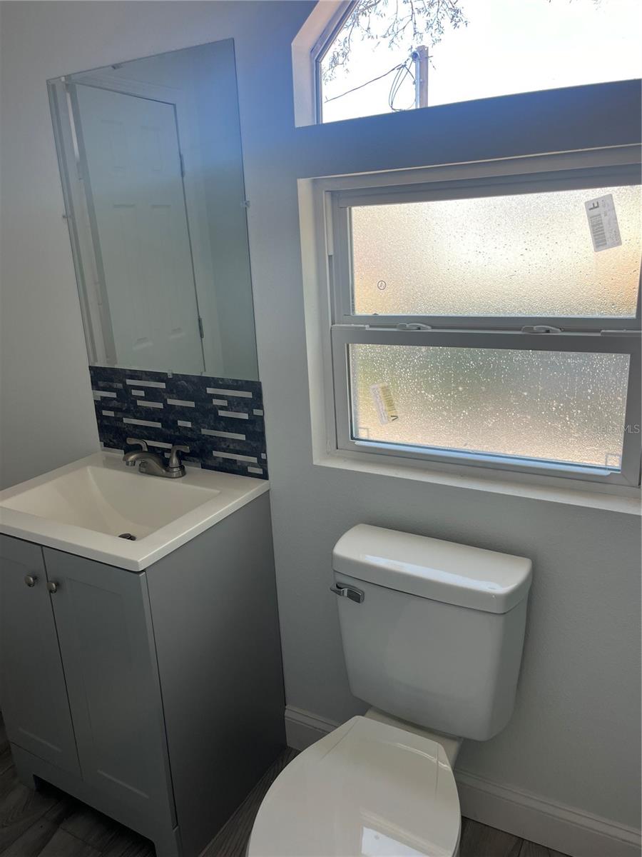 Image 17 of 17 For 17300 Shady Hills Road