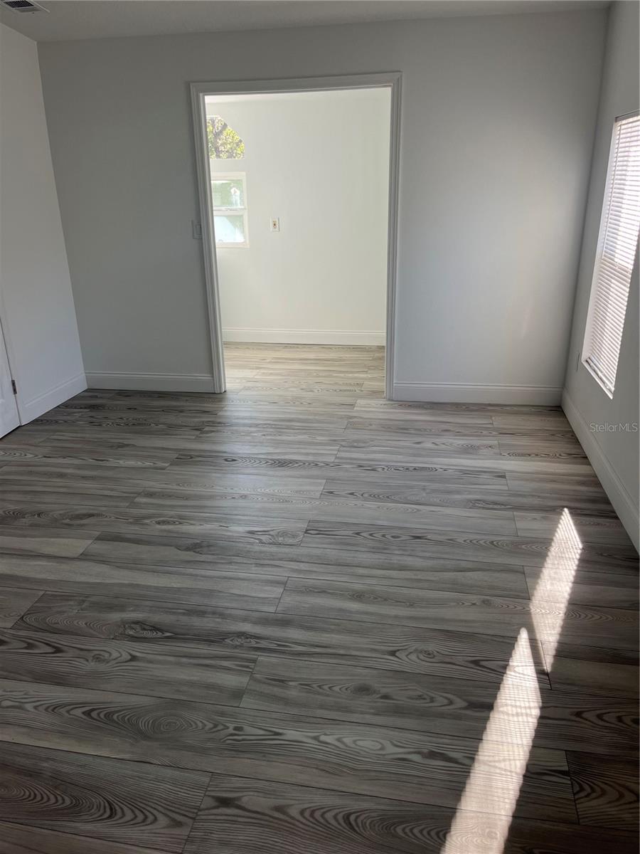 Image 9 of 17 For 17300 Shady Hills Road