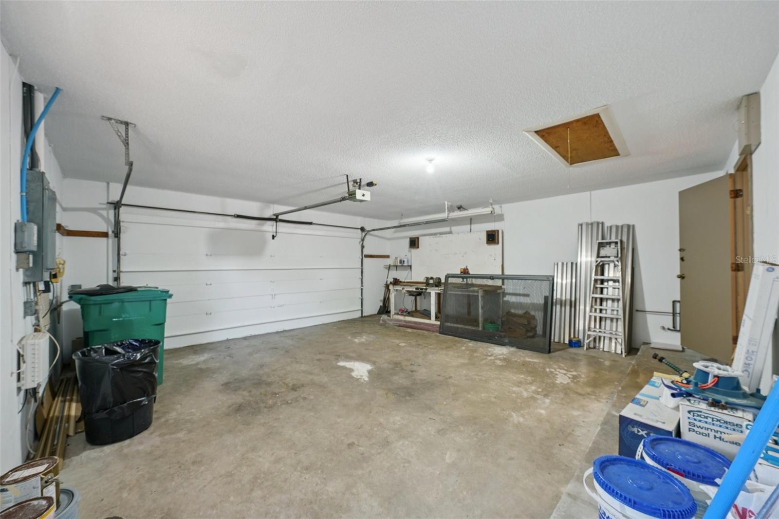 Image 59 of 76 For 1412 Wexford Drive N