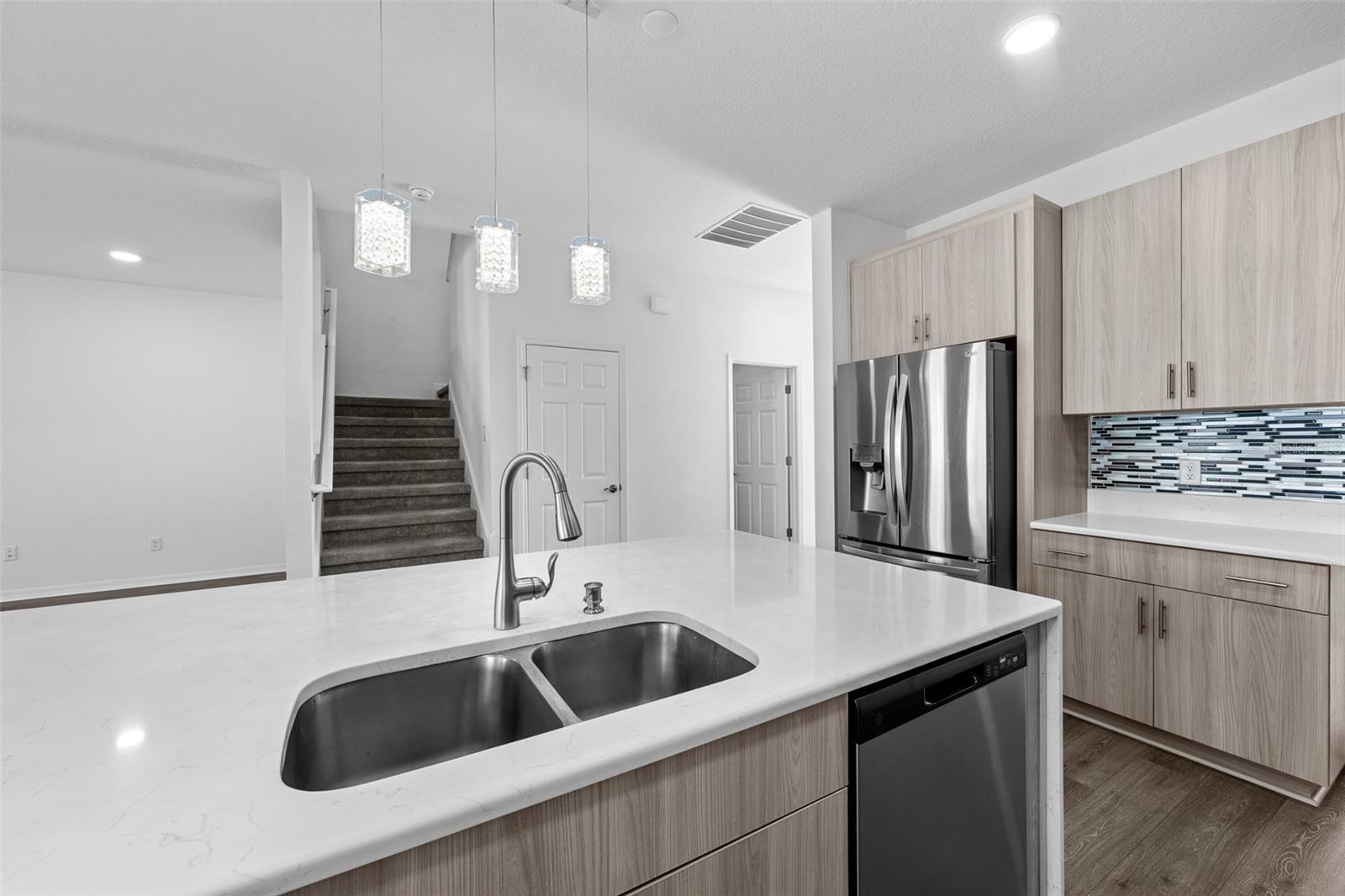 Image 6 of 42 For 33251 Sycamore Leaf Drive