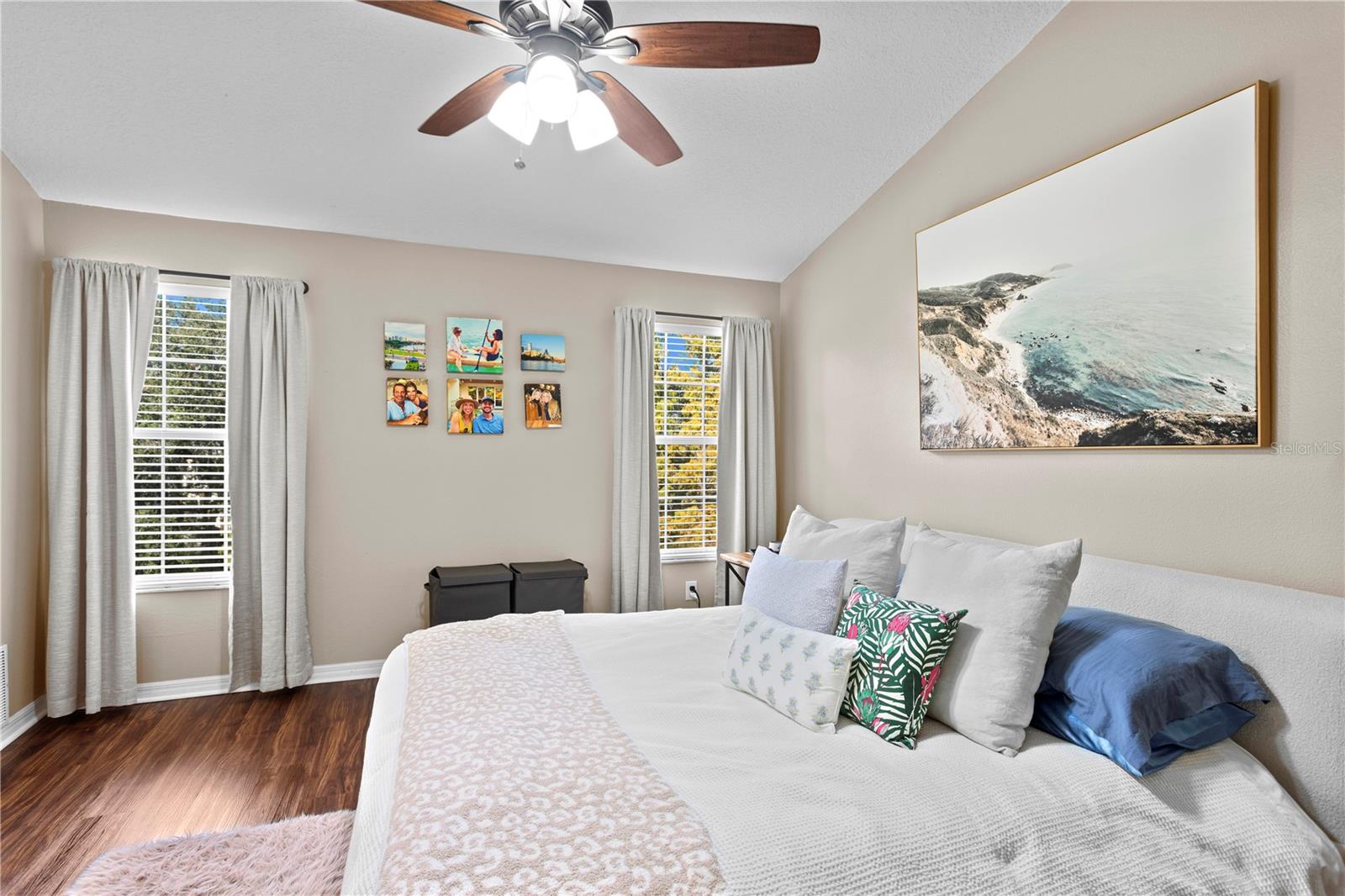 Image 27 of 44 For 3023 Pointeview Drive