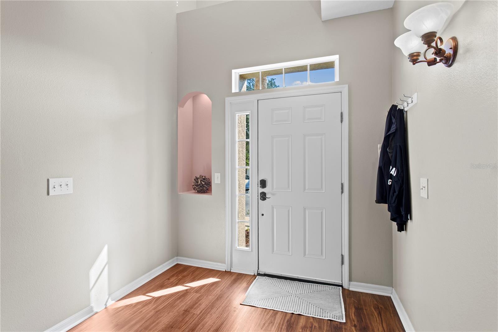 Image 3 of 44 For 3023 Pointeview Drive