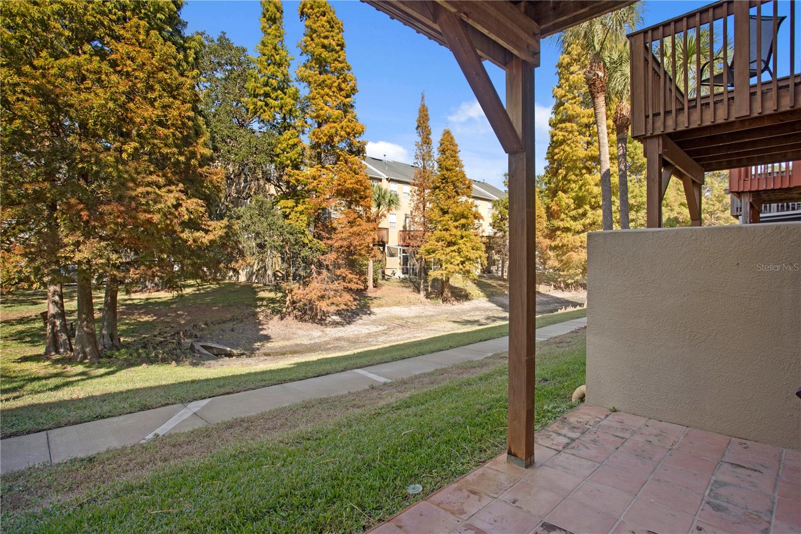 Image 5 of 44 For 3023 Pointeview Drive