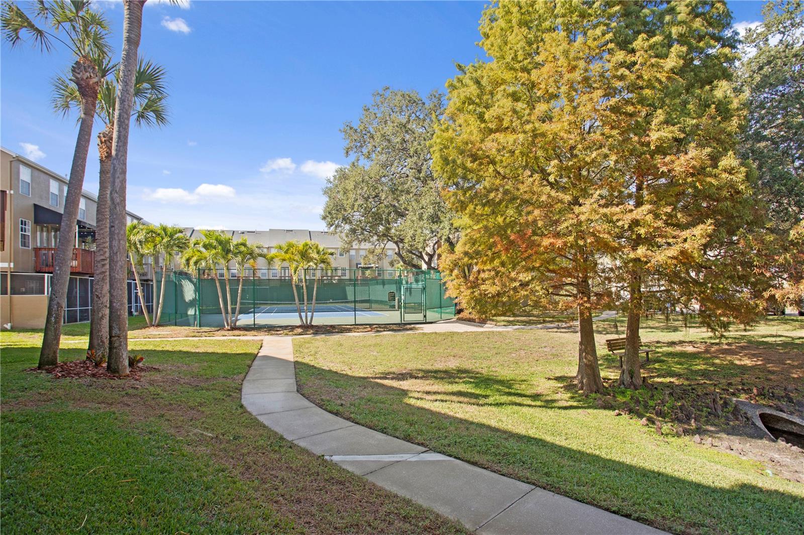 Image 6 of 44 For 3023 Pointeview Drive