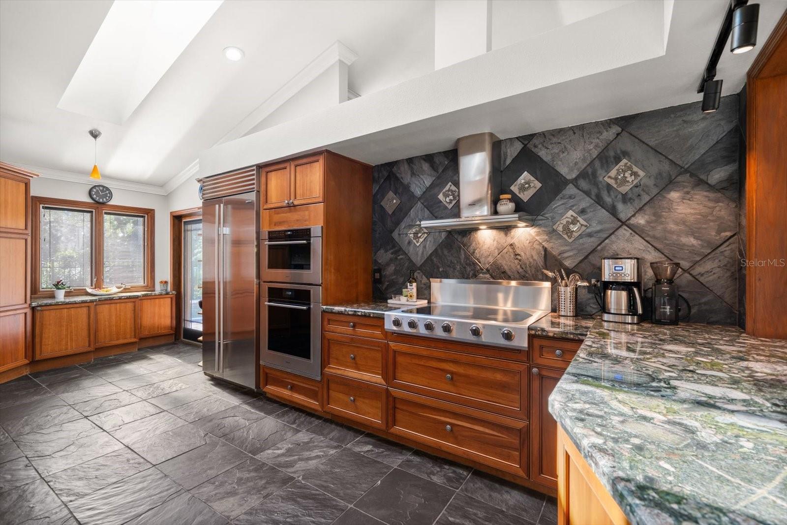 Image 5 of 76 For 2617 Beagle Path Way