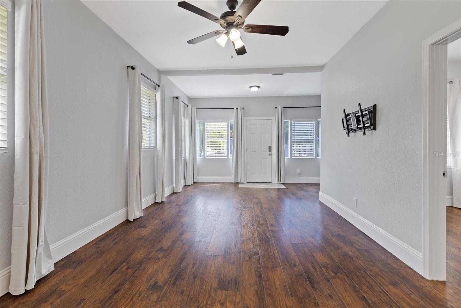 Image 9 of 25 For 2916 Highland Avenue