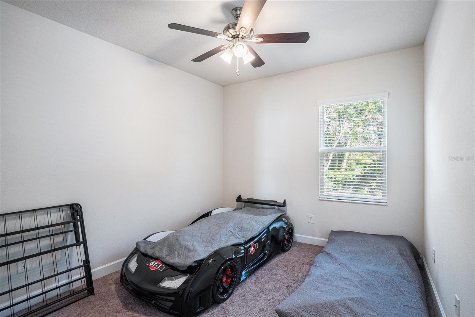 Image 23 of 38 For 10439 Waterstone Drive