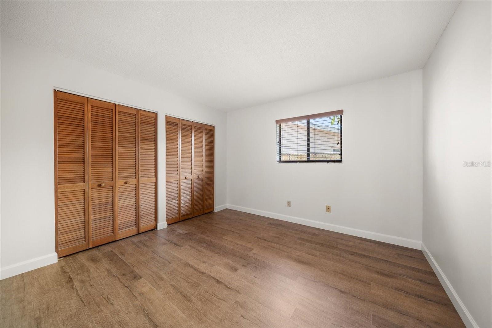 Image 25 of 31 For 9582 103rd Avenue