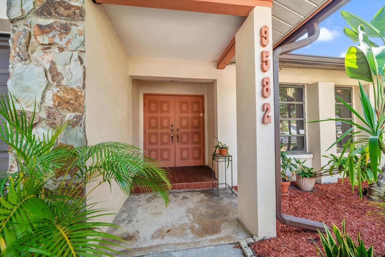 Image 4 of 31 For 9582 103rd Avenue