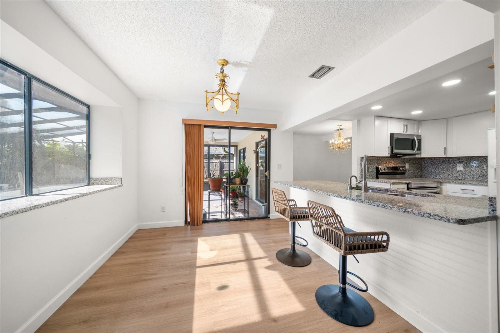 Image 9 of 31 For 9582 103rd Avenue