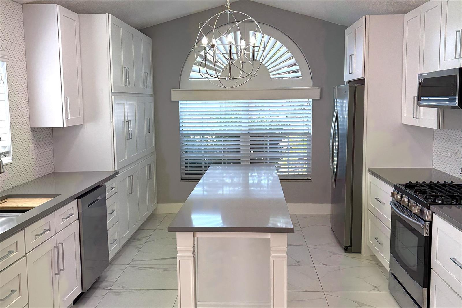 Image 4 of 12 For 8520 Heyward Road