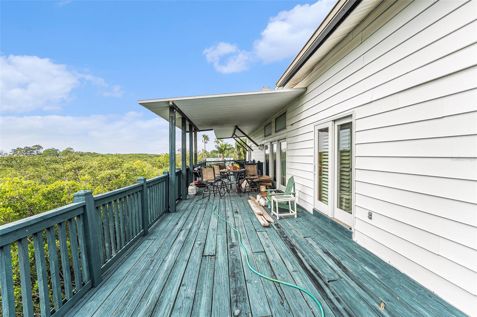 Image 20 of 25 For 656 Soundview Drive