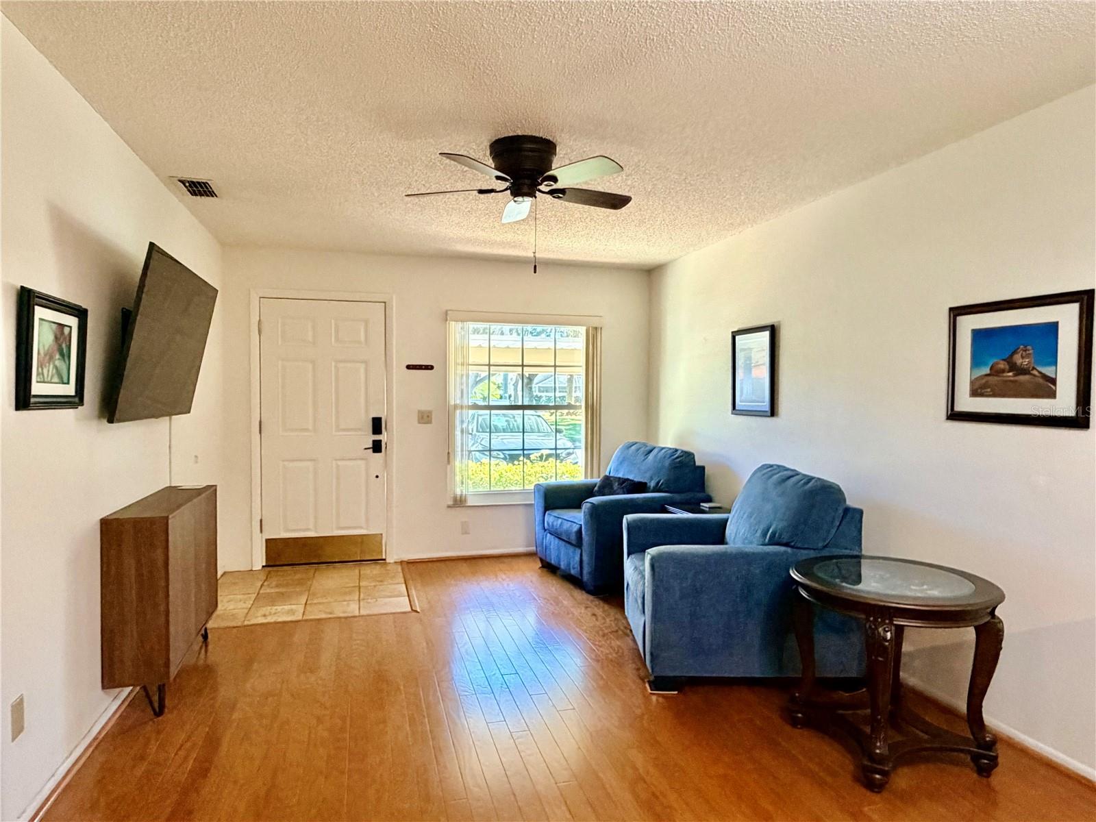 Image 11 of 43 For 1114 Castlemay Circle