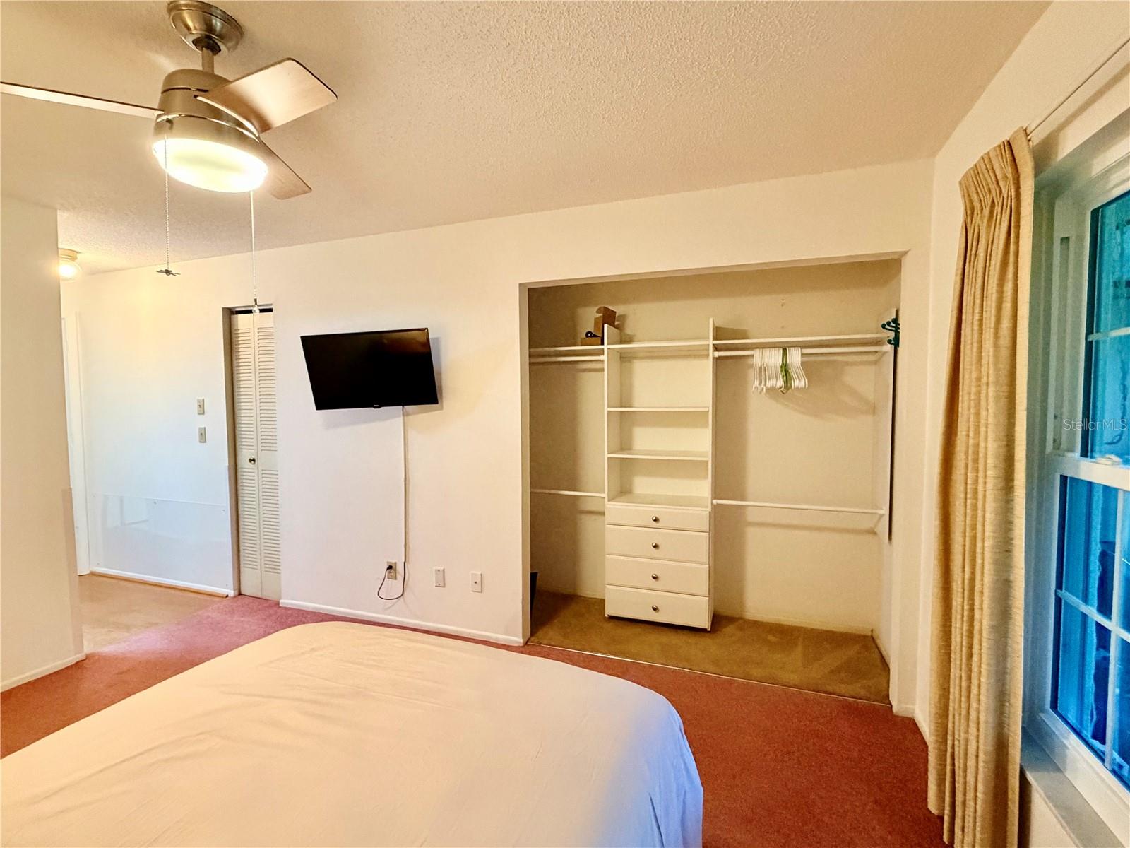 Image 13 of 43 For 1114 Castlemay Circle