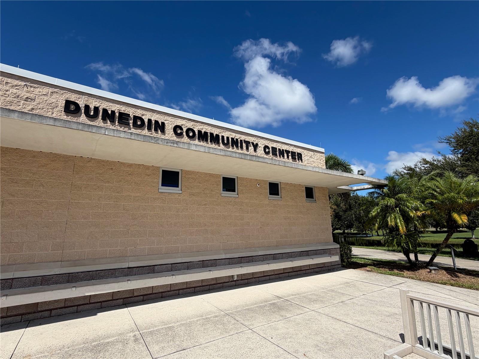 Image 37 of 43 For 1114 Castlemay Circle