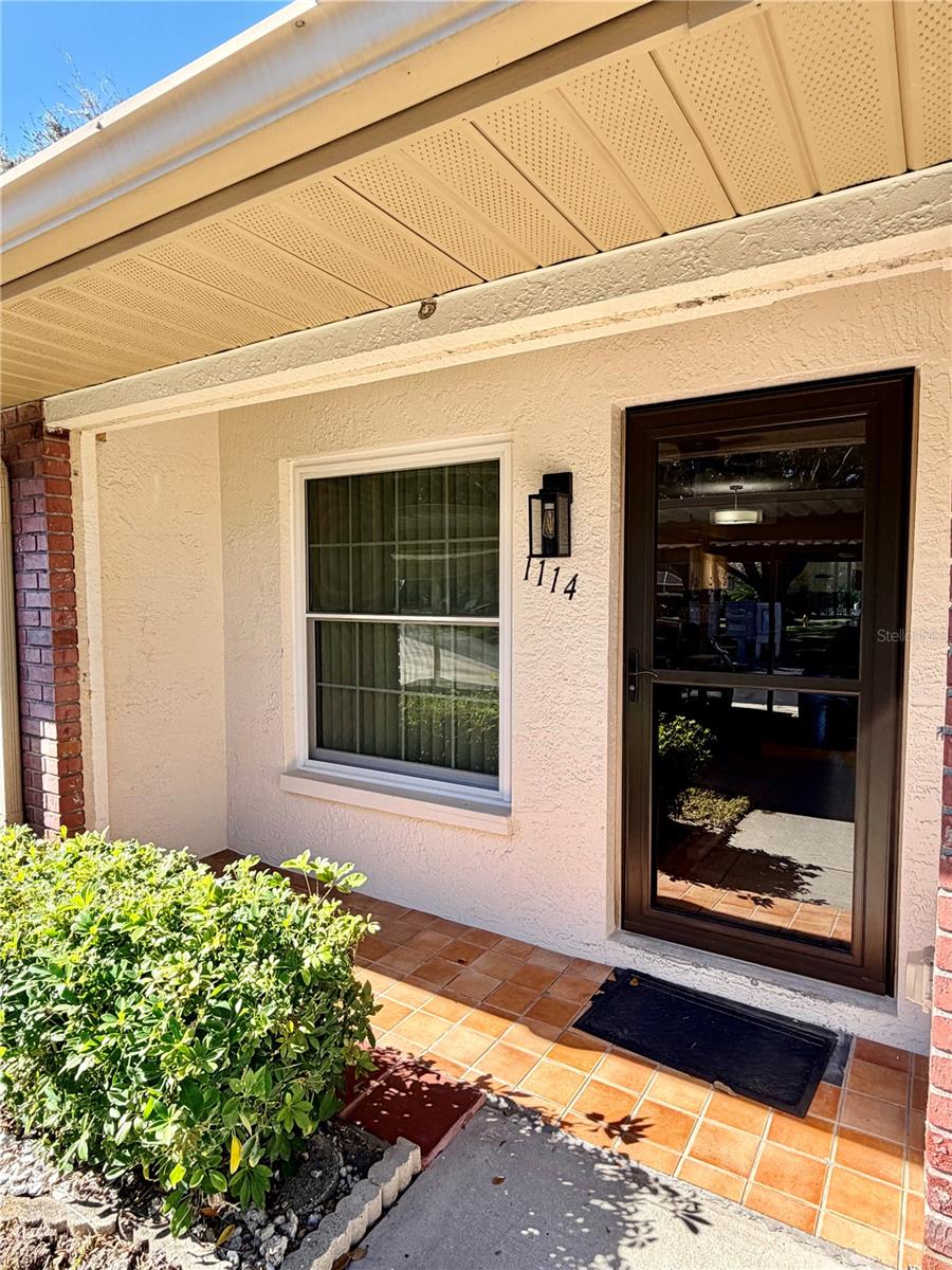 Image 4 of 43 For 1114 Castlemay Circle