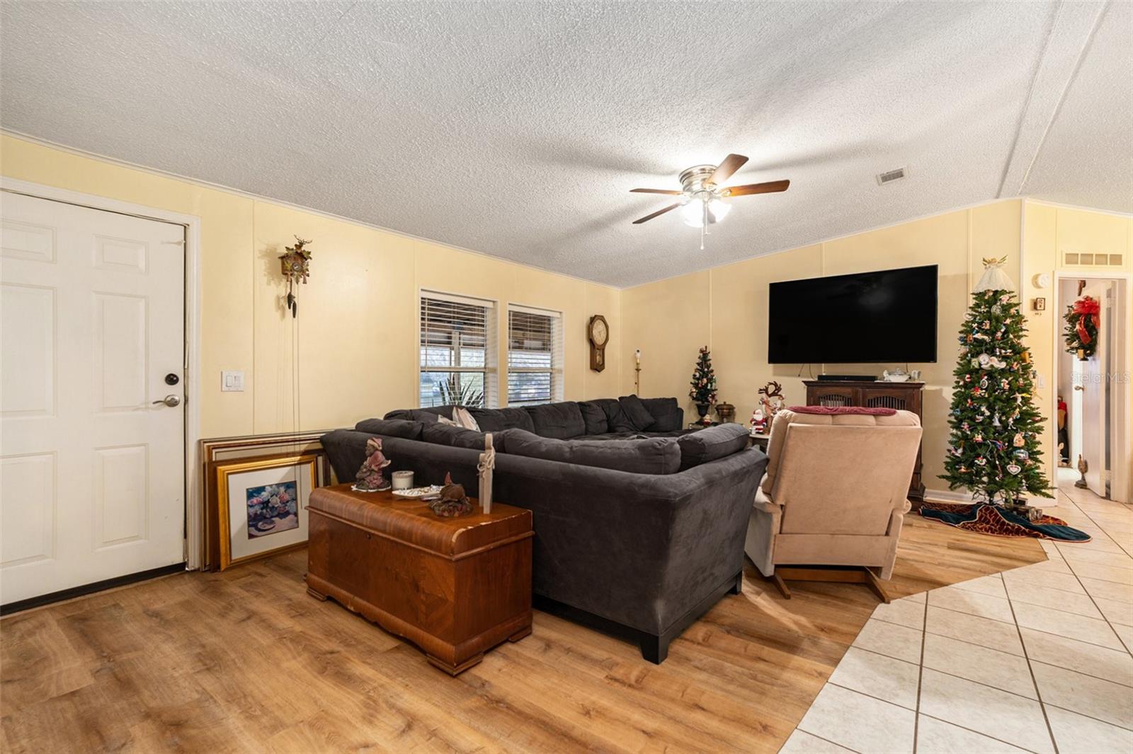 Image 4 of 30 For 4210 Seaberg Road