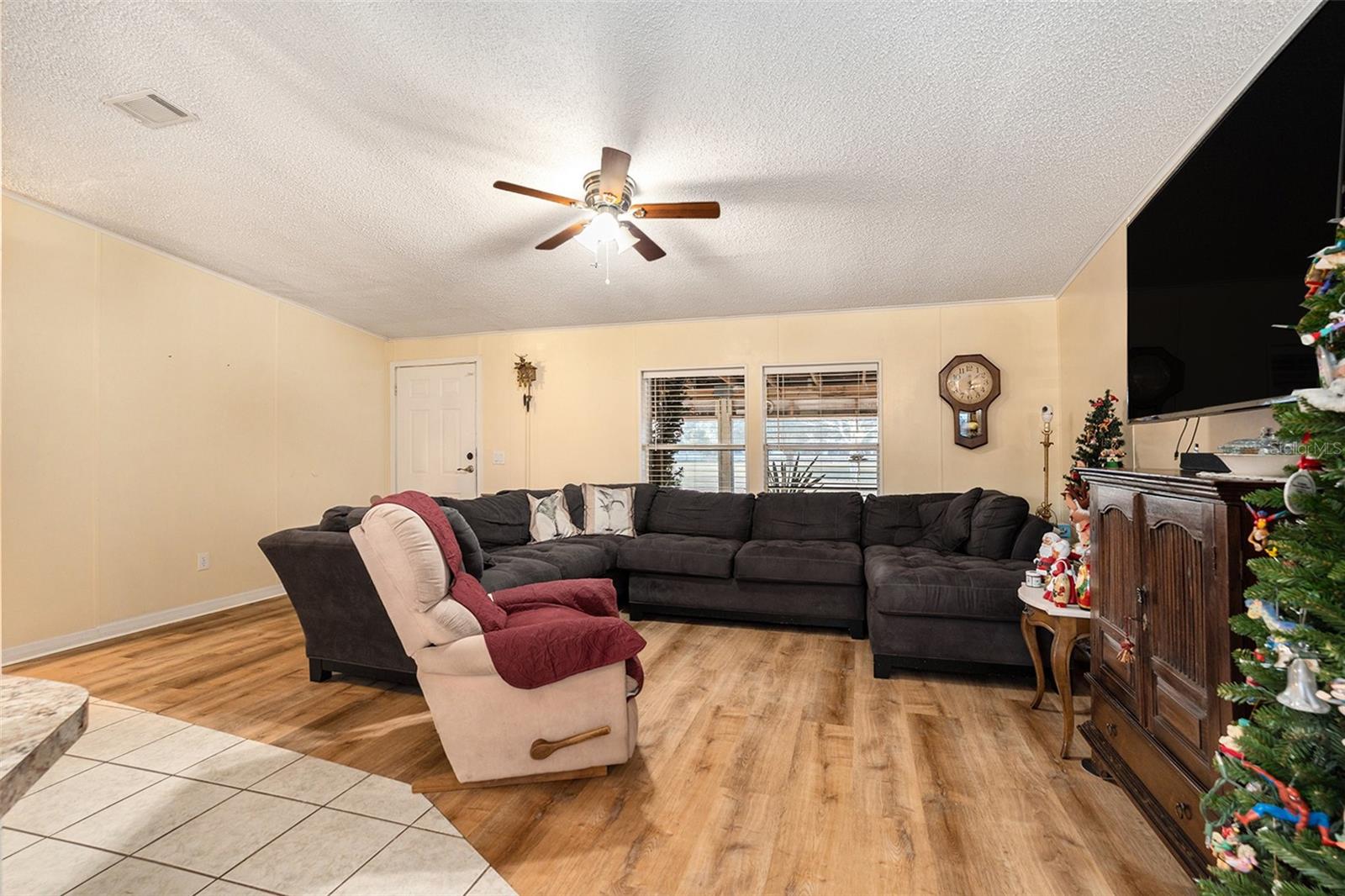 Image 5 of 30 For 4210 Seaberg Road