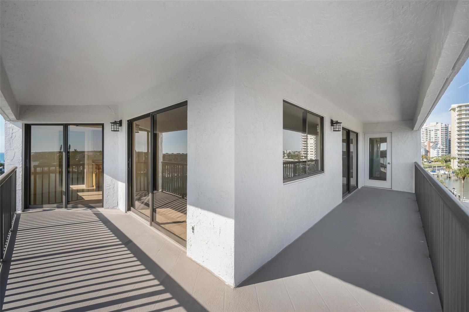 Image 33 of 98 For 1651 Sand Key Estates Court 44