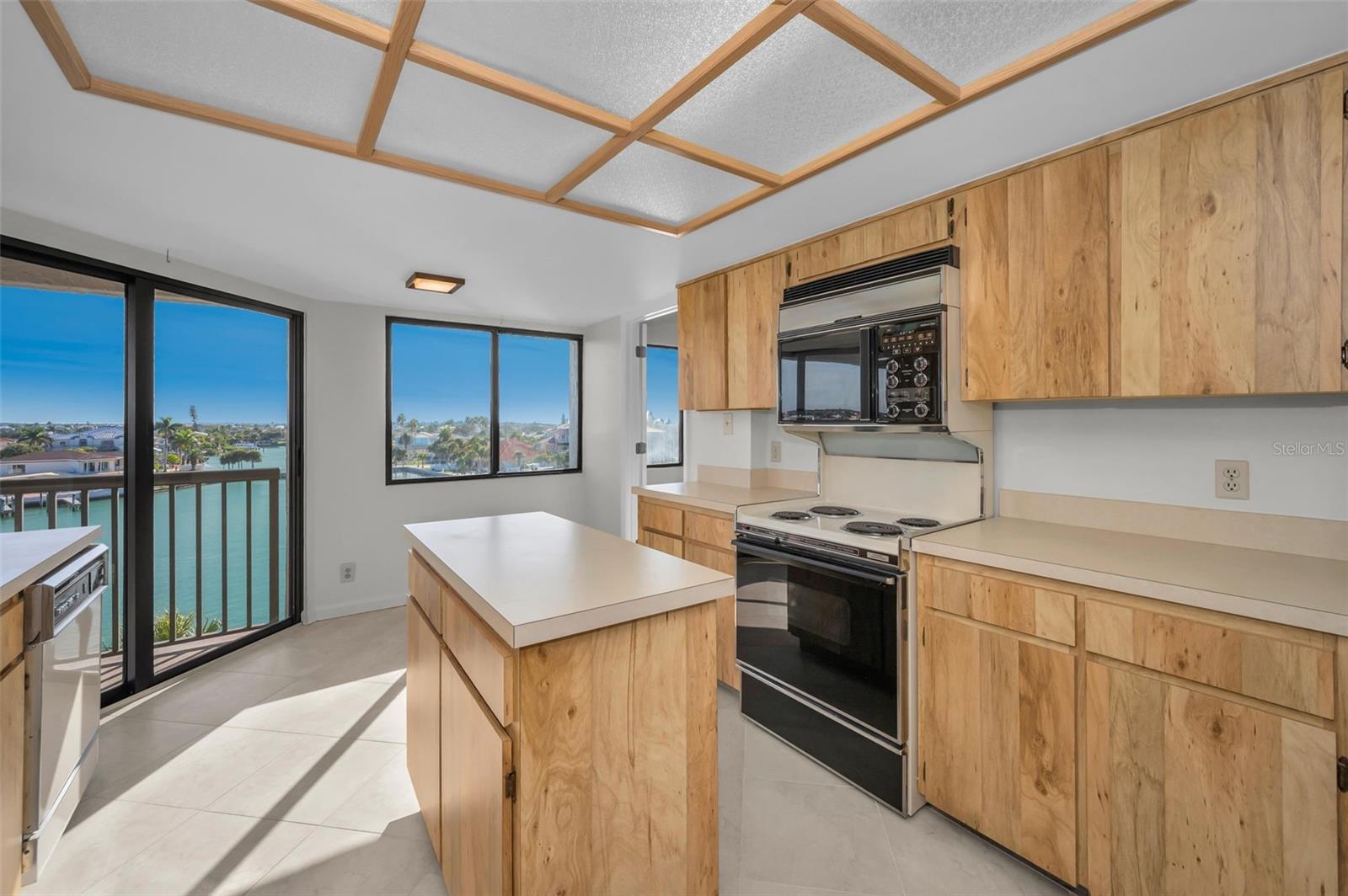 Image 51 of 98 For 1651 Sand Key Estates Court 44