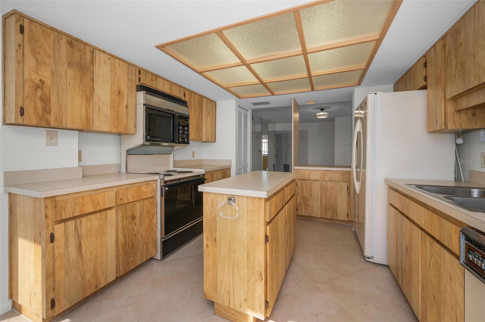 Image 52 of 98 For 1651 Sand Key Estates Court 44