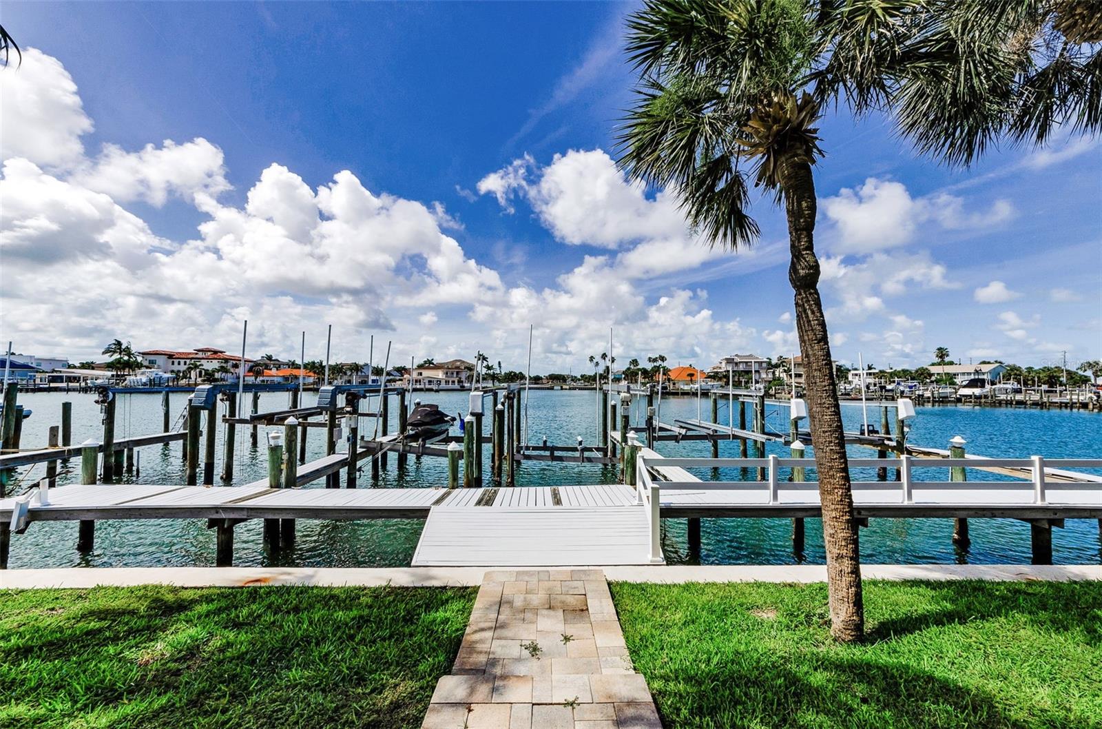 Image 80 of 98 For 1651 Sand Key Estates Court 44