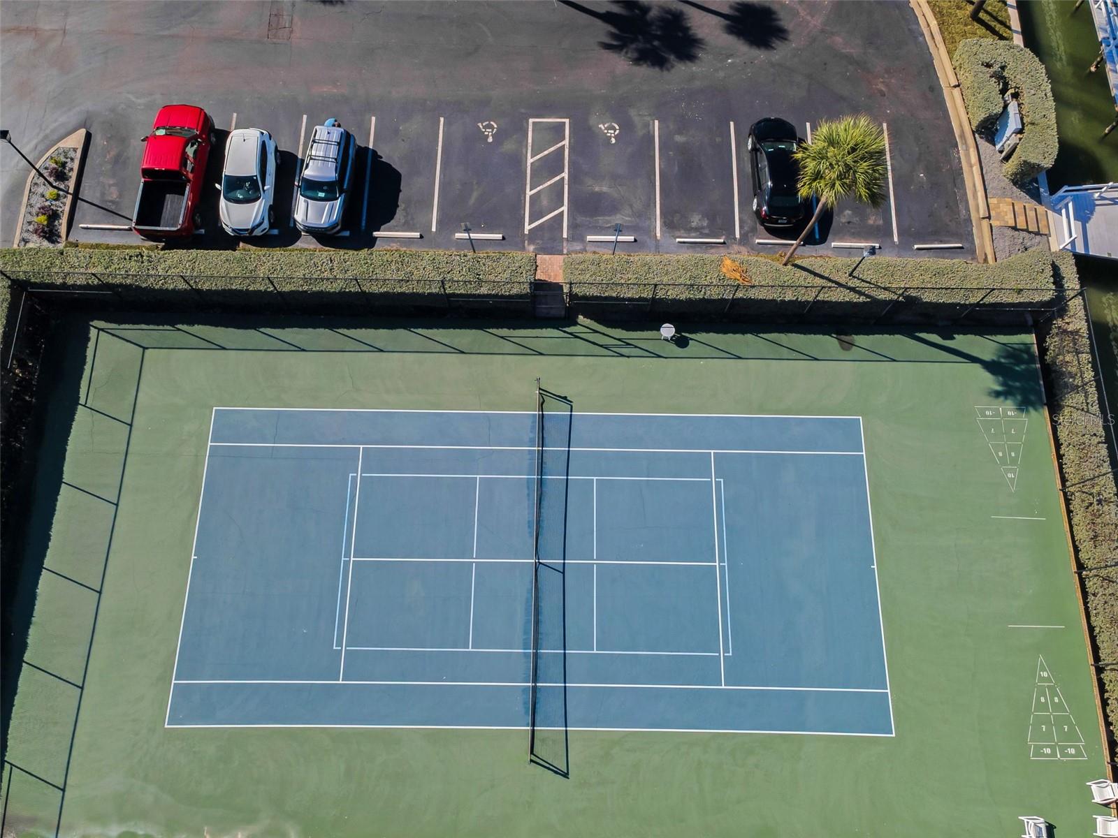 Image 86 of 98 For 1651 Sand Key Estates Court 44