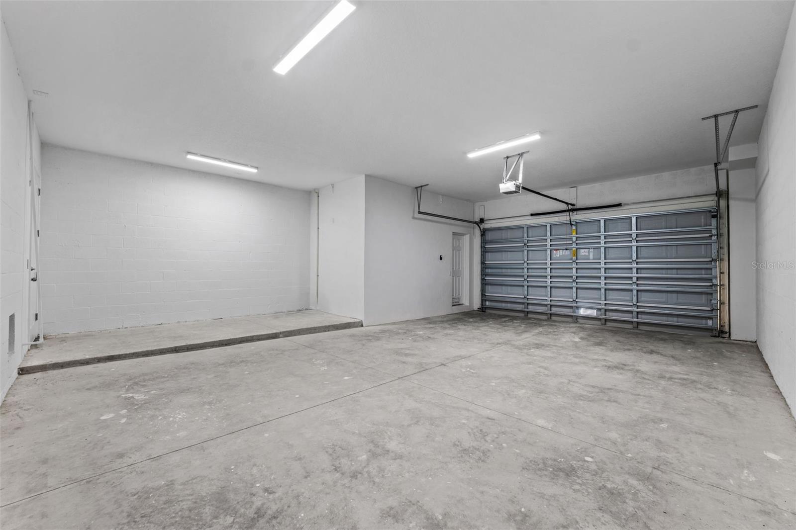 Image 18 of 35 For 5730 Biscayne Court