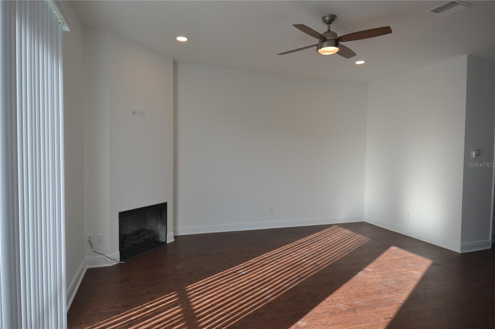 Image 22 of 35 For 5730 Biscayne Court