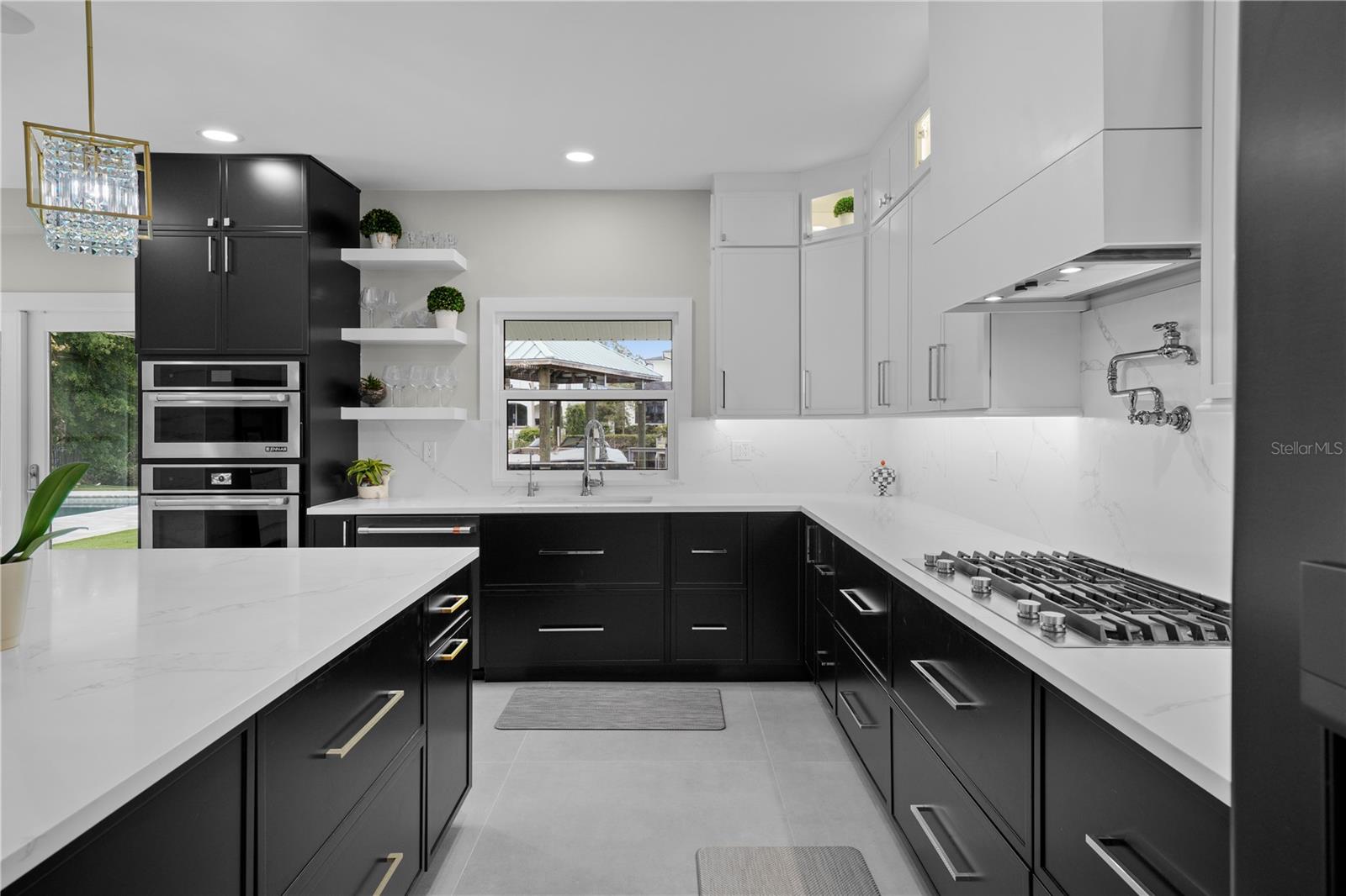 Image 12 of 45 For 5018 The Riviera Street