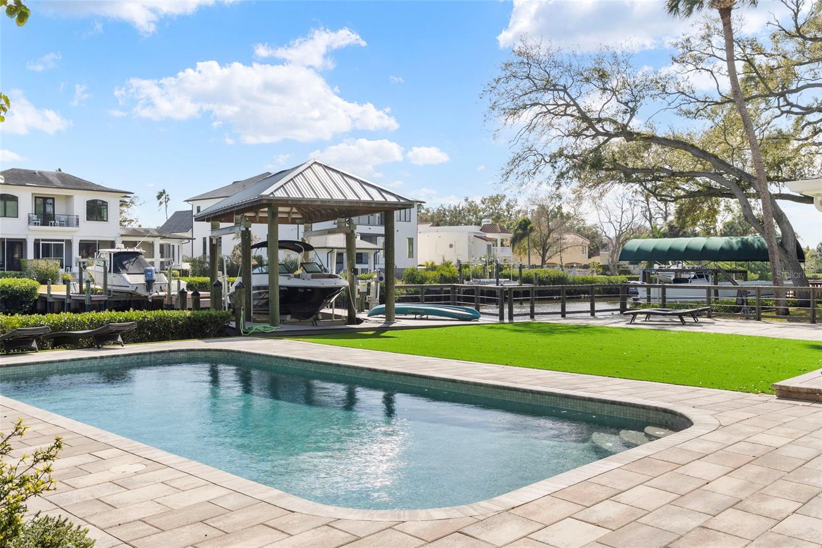 Image 41 of 45 For 5018 The Riviera Street