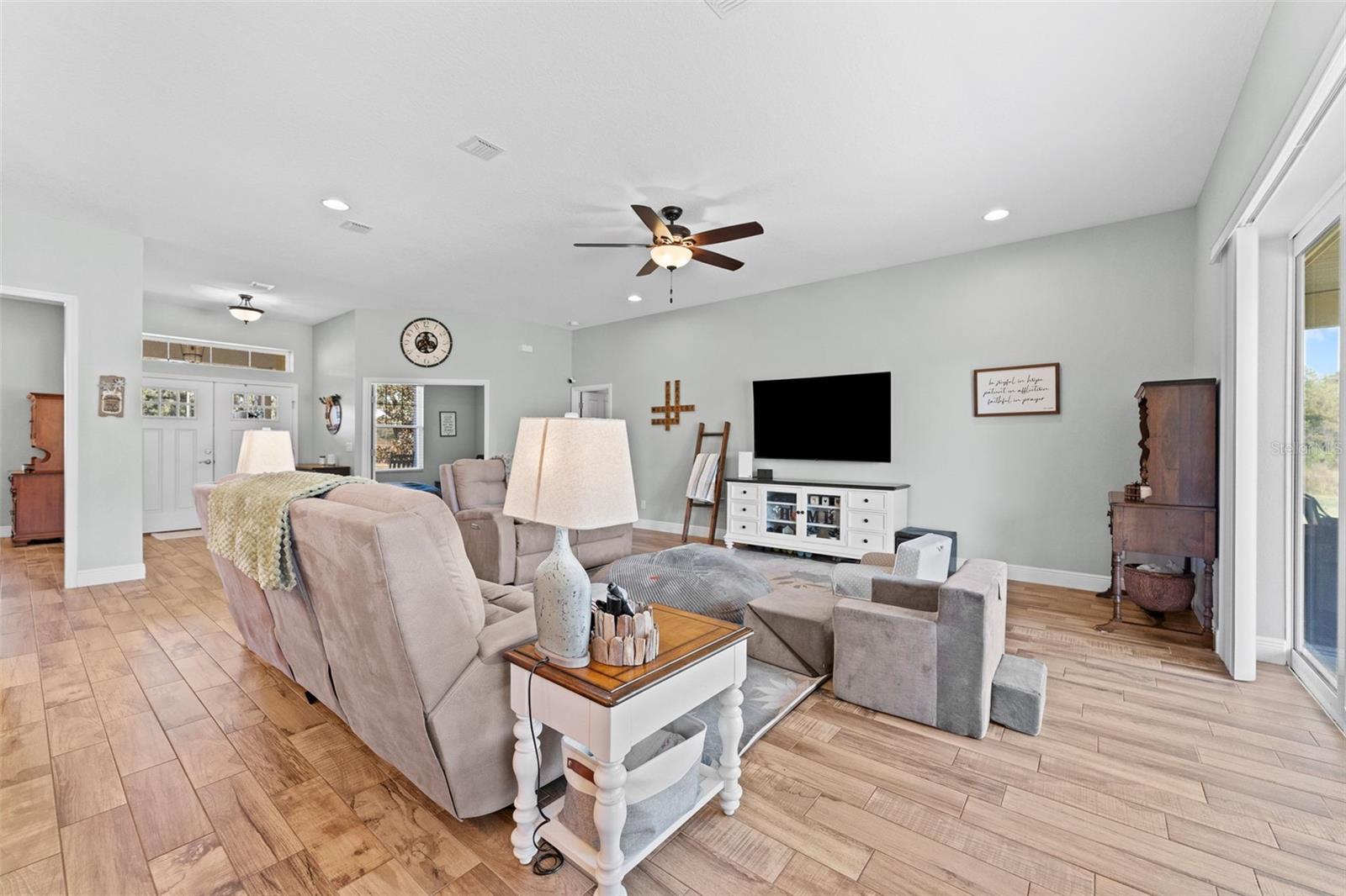 Image 14 of 48 For 6628 Emma Jane Lane