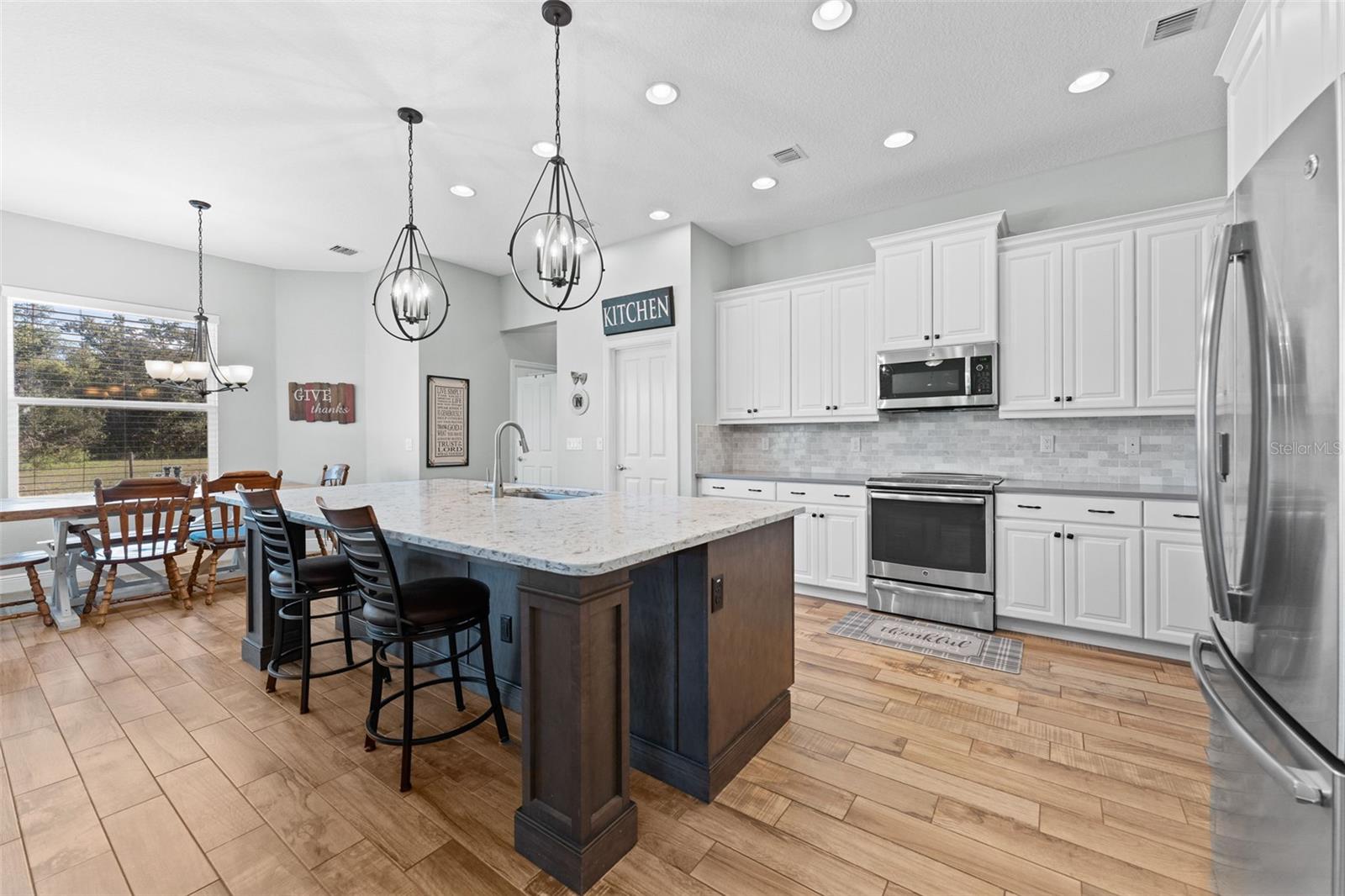 Image 16 of 48 For 6628 Emma Jane Lane